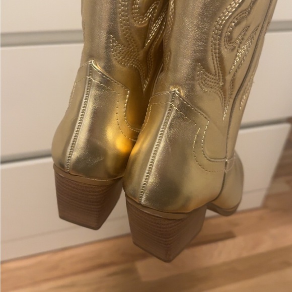 NEW Soda Gold Metallic Pull On Western Cowgirl Boots Size 5.5 - Picture 8 of 9
